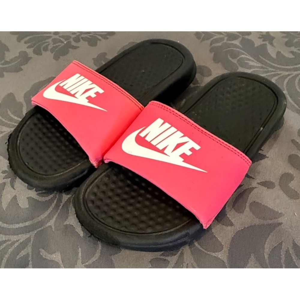 Nike Benassi JDI Slides White Pink Kids 12C Slip On Sandals Pool Shoes
